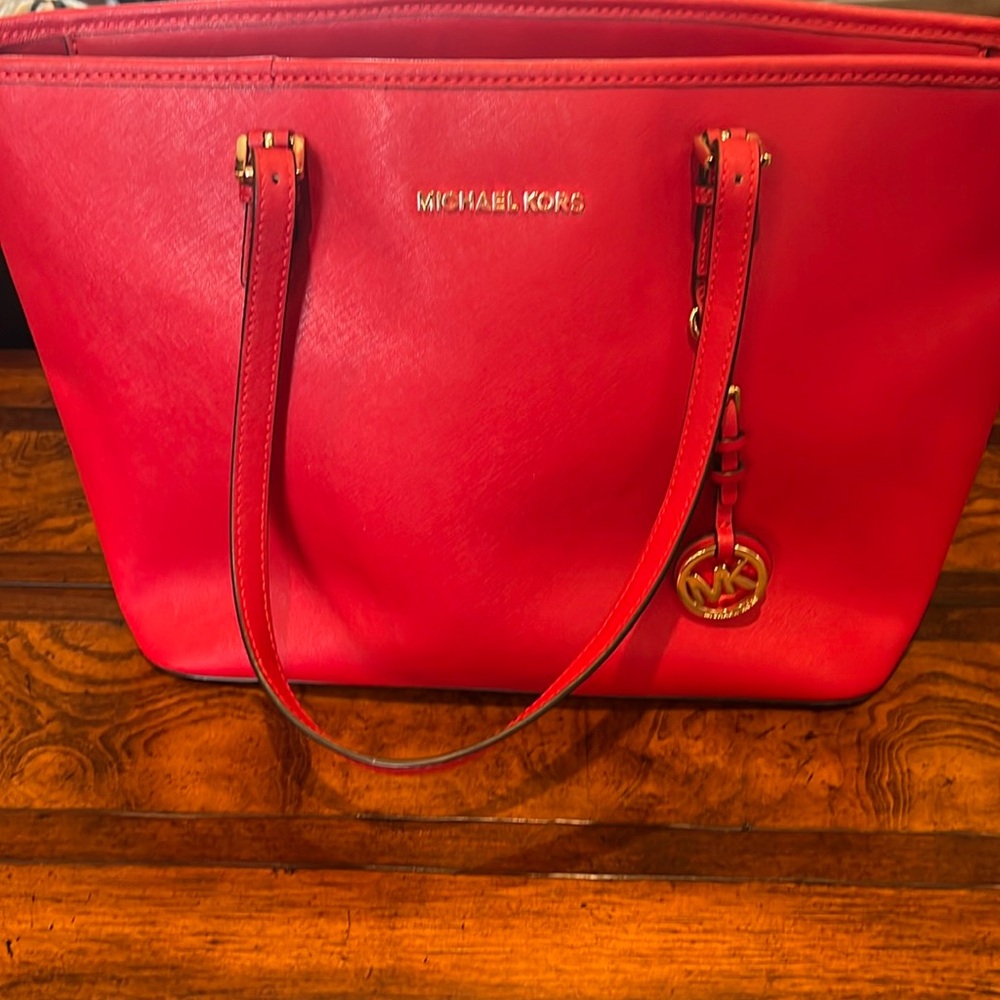 Michael Kors tote handbag. Red. Like new.